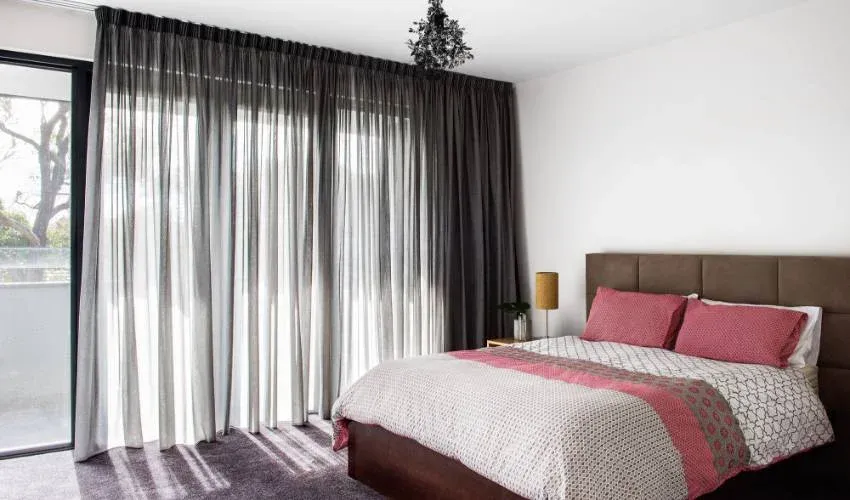 How to Keep Bedroom Curtains Clean