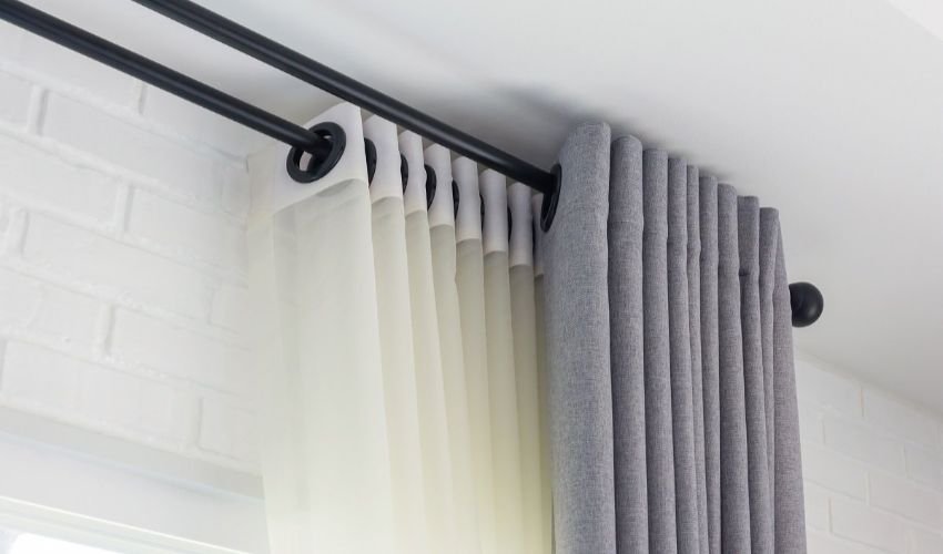 Right Material and Design of Double Curtain Rods