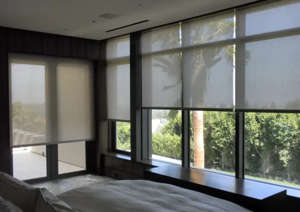 Roller Blinds Dubai