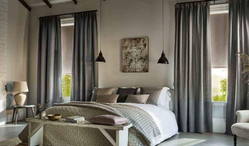 What to Consider When Selecting Curtains for a Bedroom