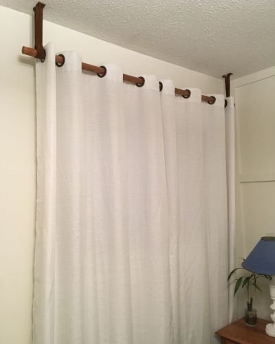 wall mounted curtain rod