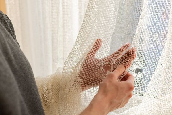 Curtain Repair Service in Dubai
